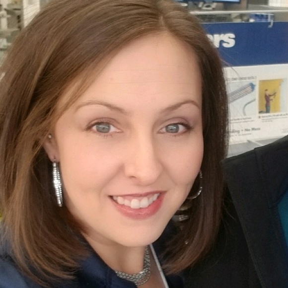 Meet your Posher, Maria - Picture 1 of 1